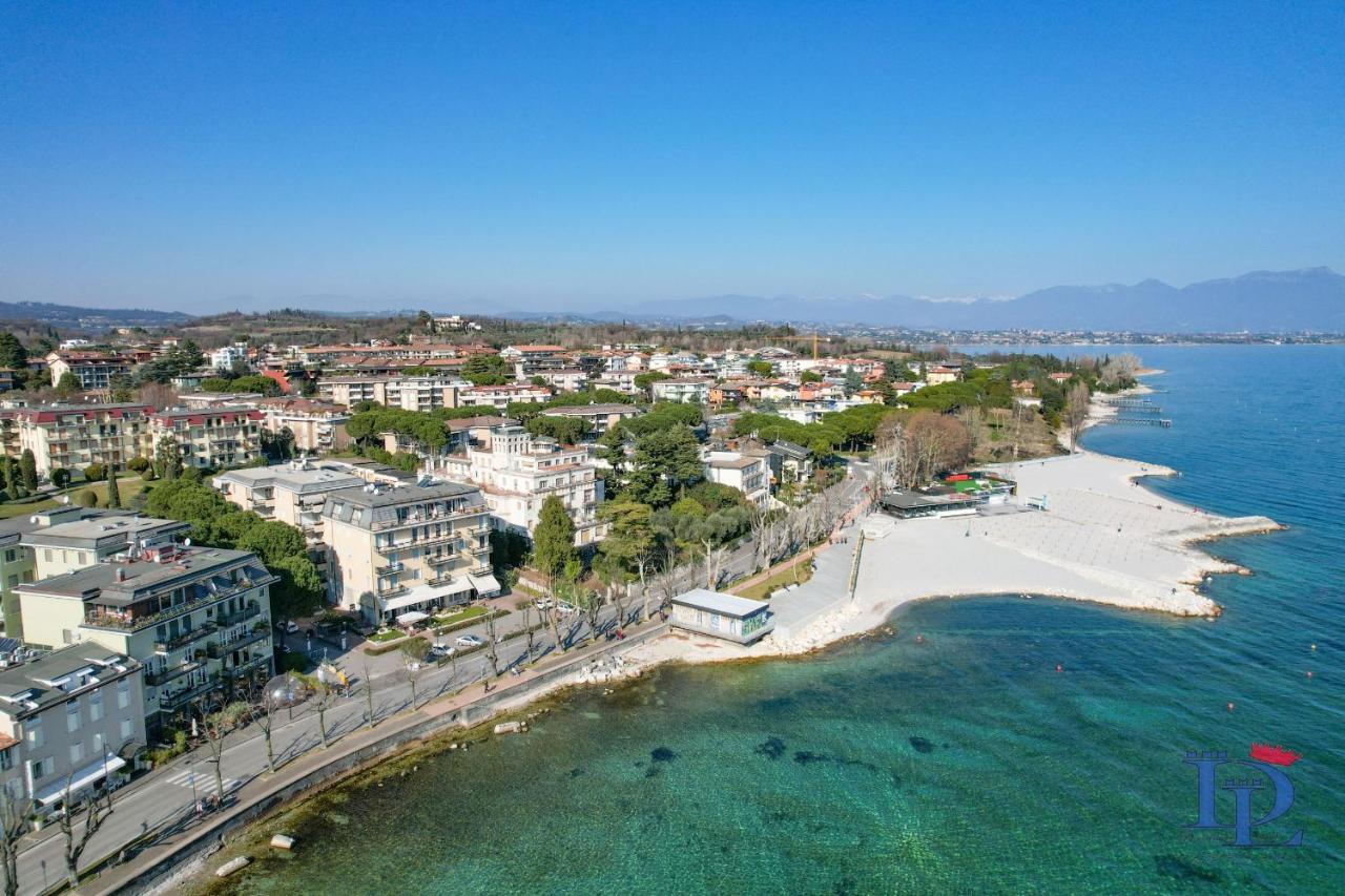 Desenzanoloft Official Partner Marriott Homes & Villas - Charming On The Lake Front Lake Desenzano del Garda Zewnętrze zdjęcie
