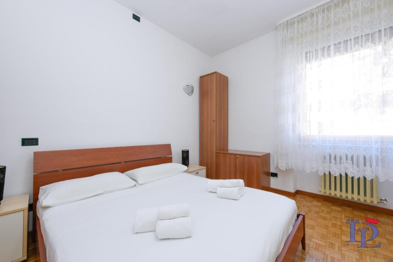 Desenzanoloft Official Partner Marriott Homes & Villas - Charming On The Lake Front Lake Desenzano del Garda Zewnętrze zdjęcie