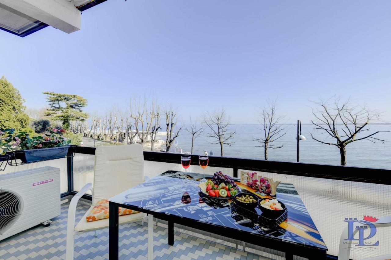 Desenzanoloft Official Partner Marriott Homes & Villas - Charming On The Lake Front Lake Desenzano del Garda Zewnętrze zdjęcie