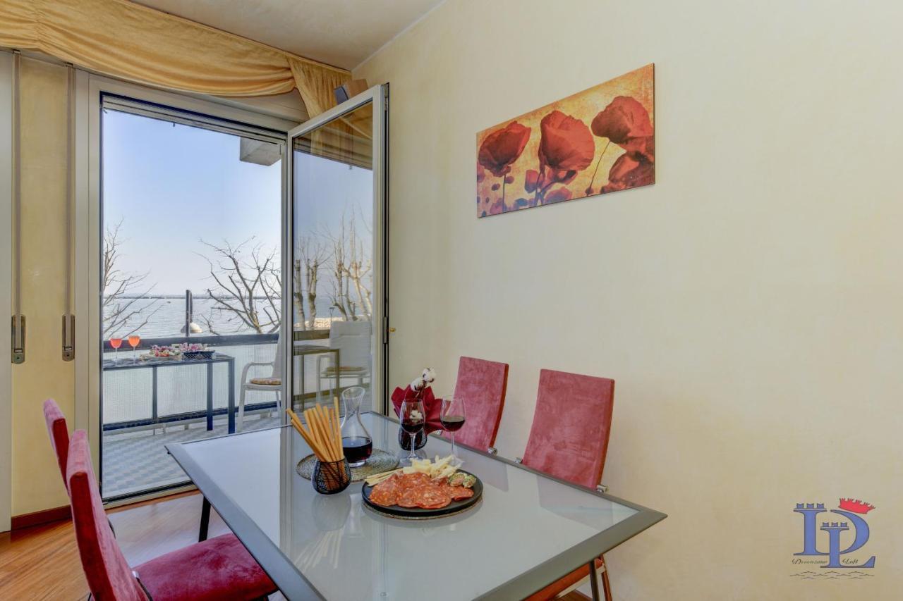 Desenzanoloft Official Partner Marriott Homes & Villas - Charming On The Lake Front Lake Desenzano del Garda Zewnętrze zdjęcie