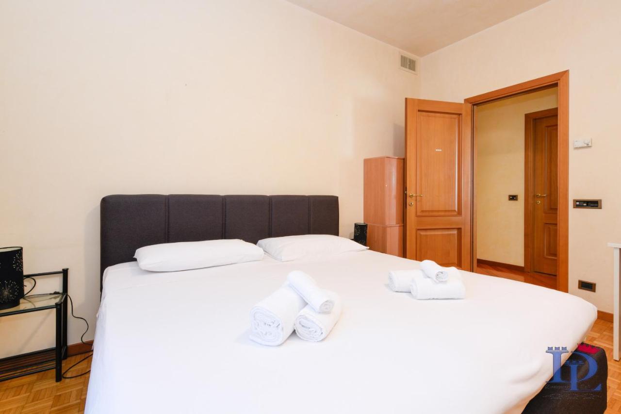Desenzanoloft Official Partner Marriott Homes & Villas - Charming On The Lake Front Lake Desenzano del Garda Zewnętrze zdjęcie